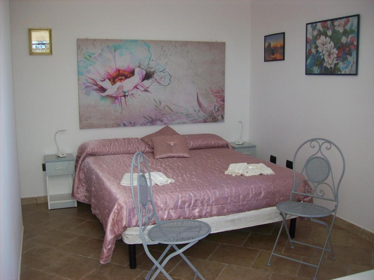 Otranto Le Sancinare Bed & Breakfast Casamassella ภายนอก รูปภาพ