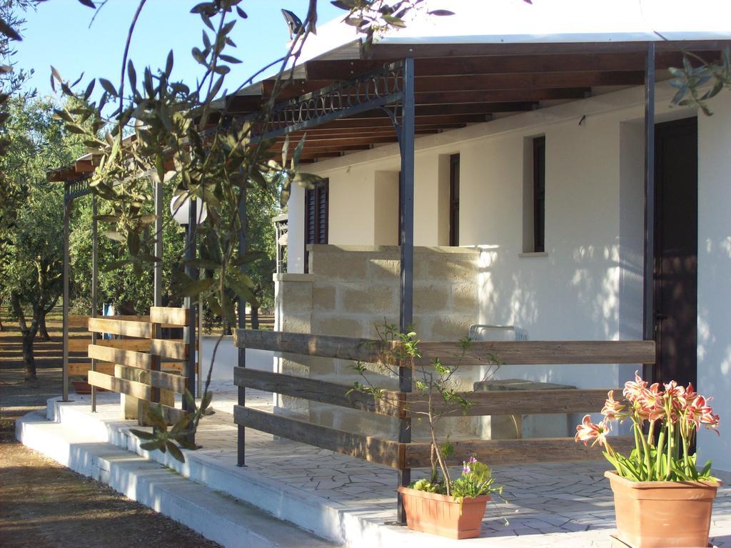 Otranto Le Sancinare Bed & Breakfast Casamassella ภายนอก รูปภาพ
