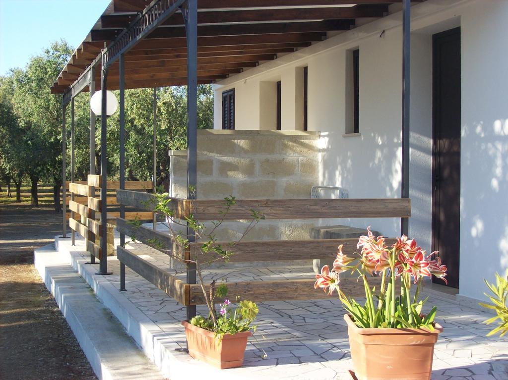 Otranto Le Sancinare Bed & Breakfast Casamassella ภายนอก รูปภาพ