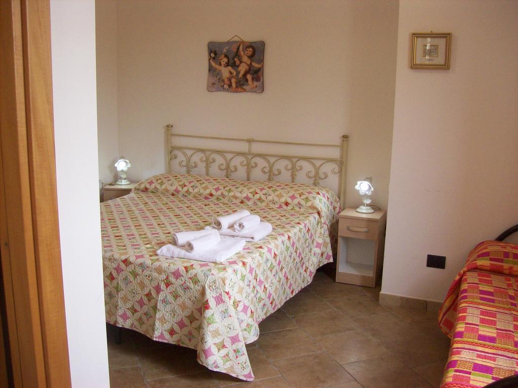 Otranto Le Sancinare Bed & Breakfast Casamassella ภายนอก รูปภาพ