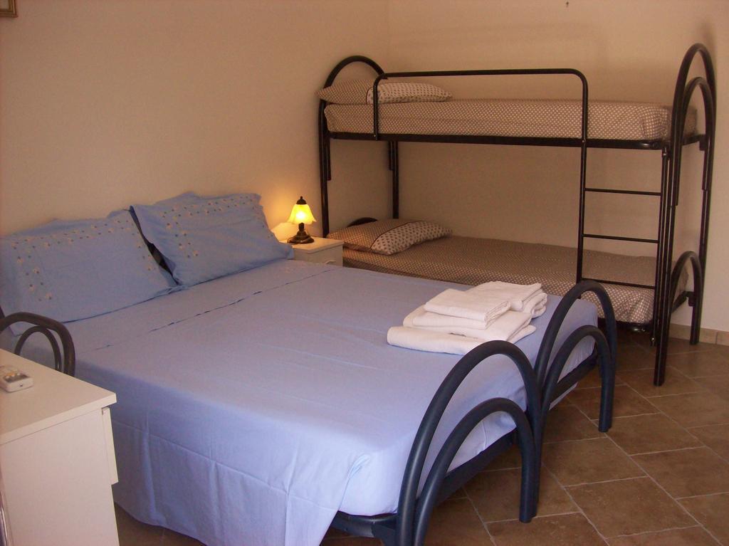 Otranto Le Sancinare Bed & Breakfast Casamassella ภายนอก รูปภาพ