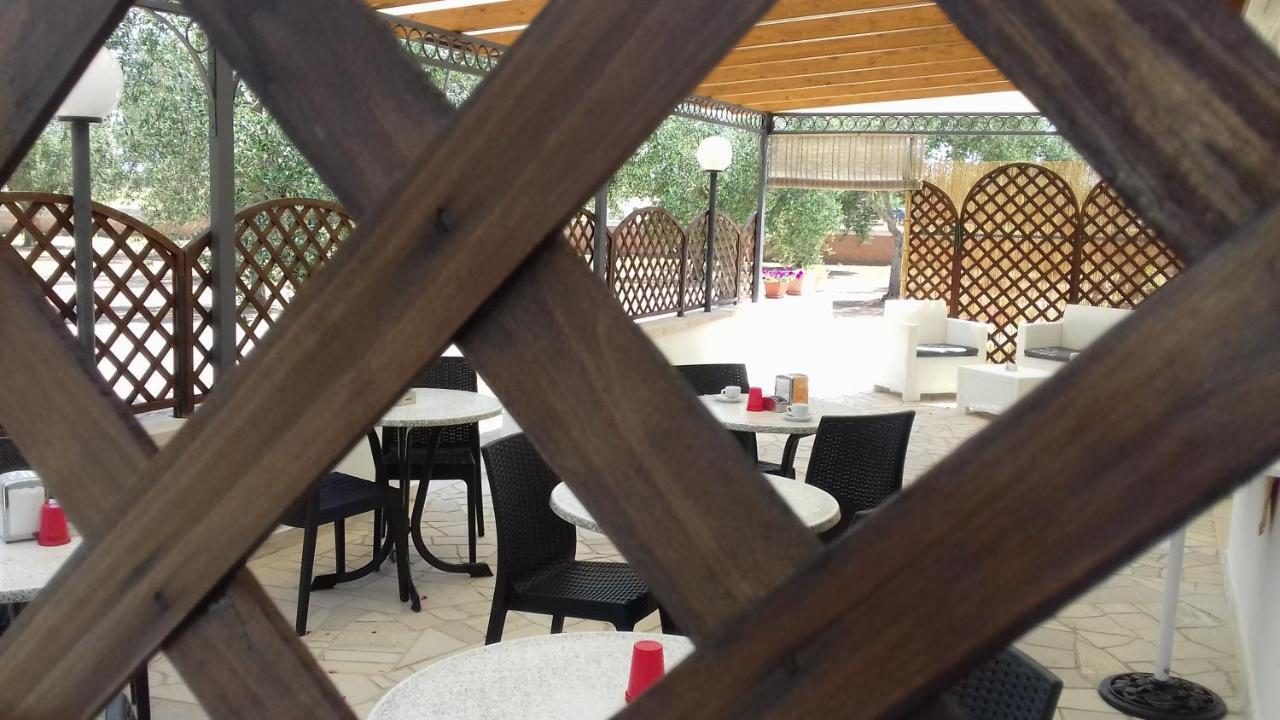 Otranto Le Sancinare Bed & Breakfast Casamassella ภายนอก รูปภาพ